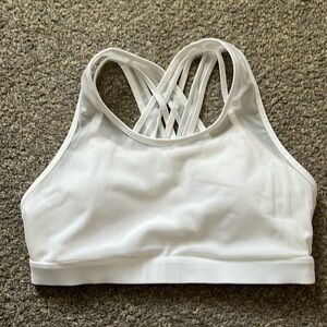 NWOT white fabletics sports bra